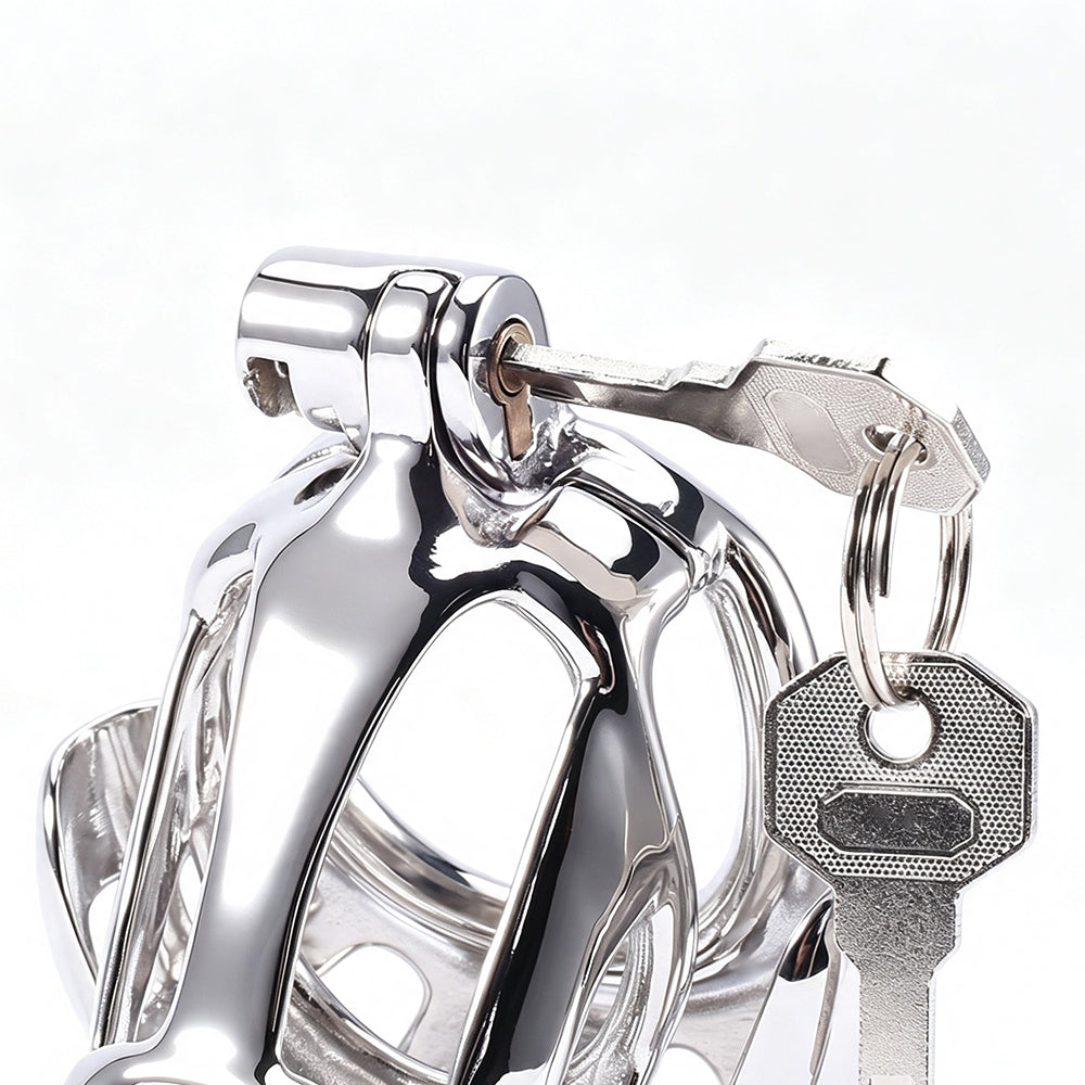 Mamba chastity cage lock and key detail