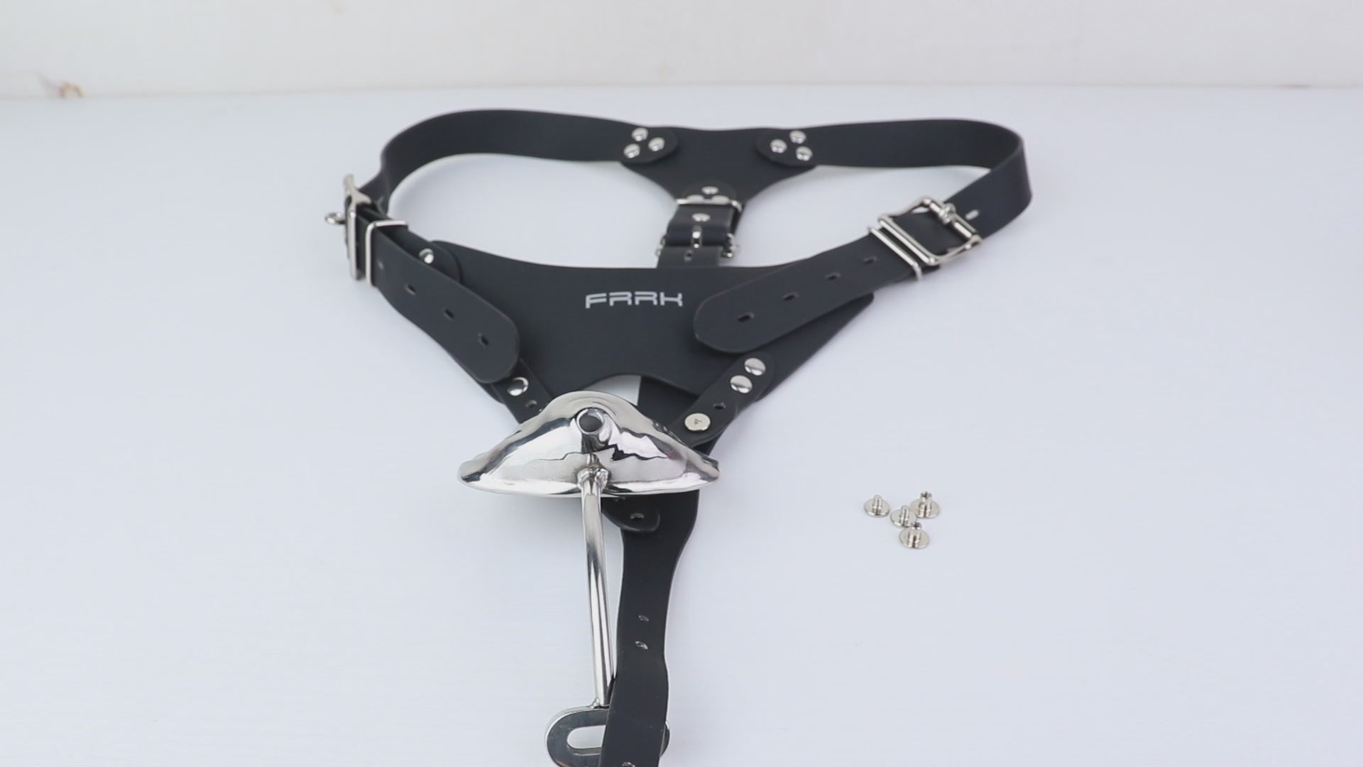 Metal Shell Shaped Chastity Belt Invisible - 4