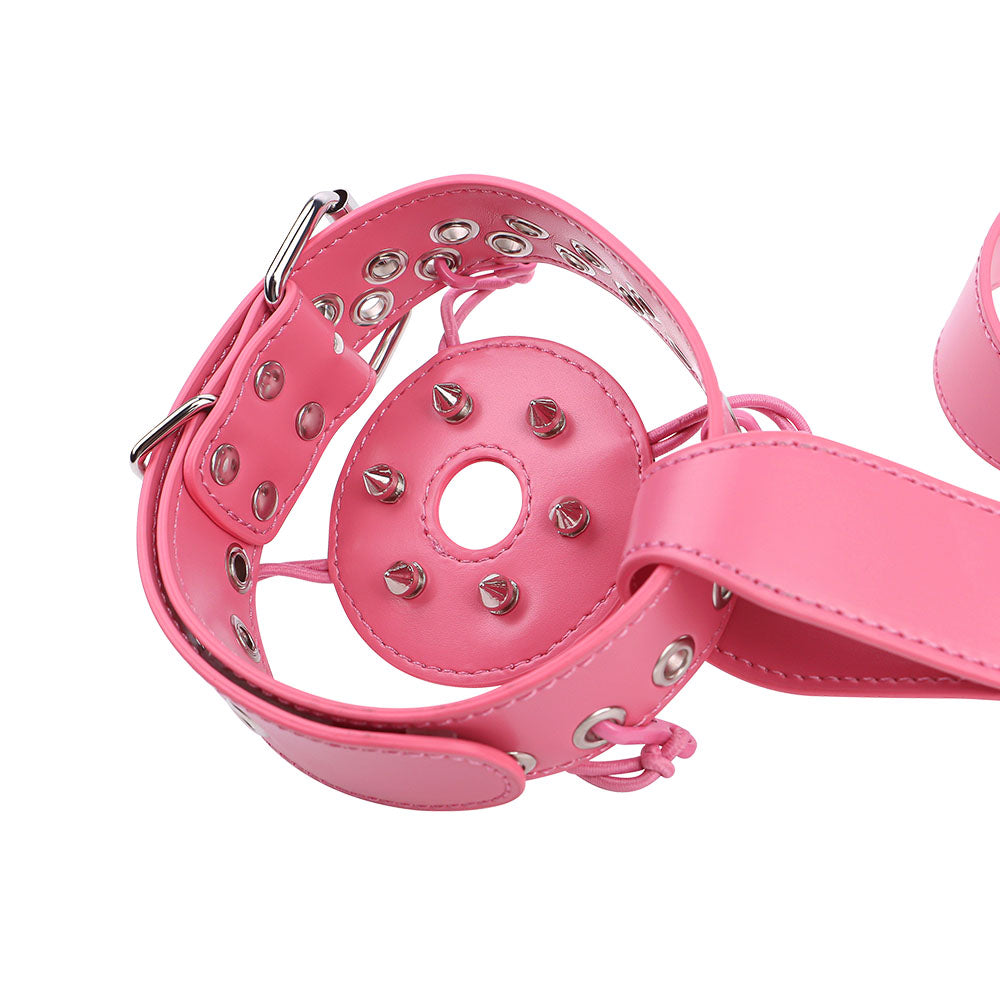 Pink breast band buckle and removable riveted cover close-up